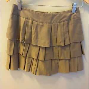 Banana Republic size 0 -3 tiered mini skirt